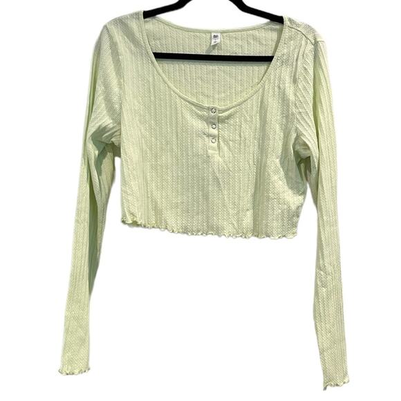 BP long sleeve crop top Henley SIZE Large Green lettuce hem shirt blouse - Picture 1 of 6